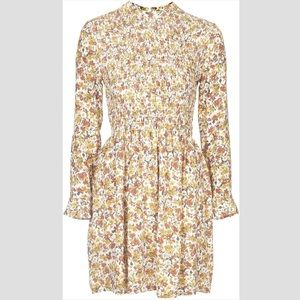 Topshop Floral Print Smocked Dress 2 NWT